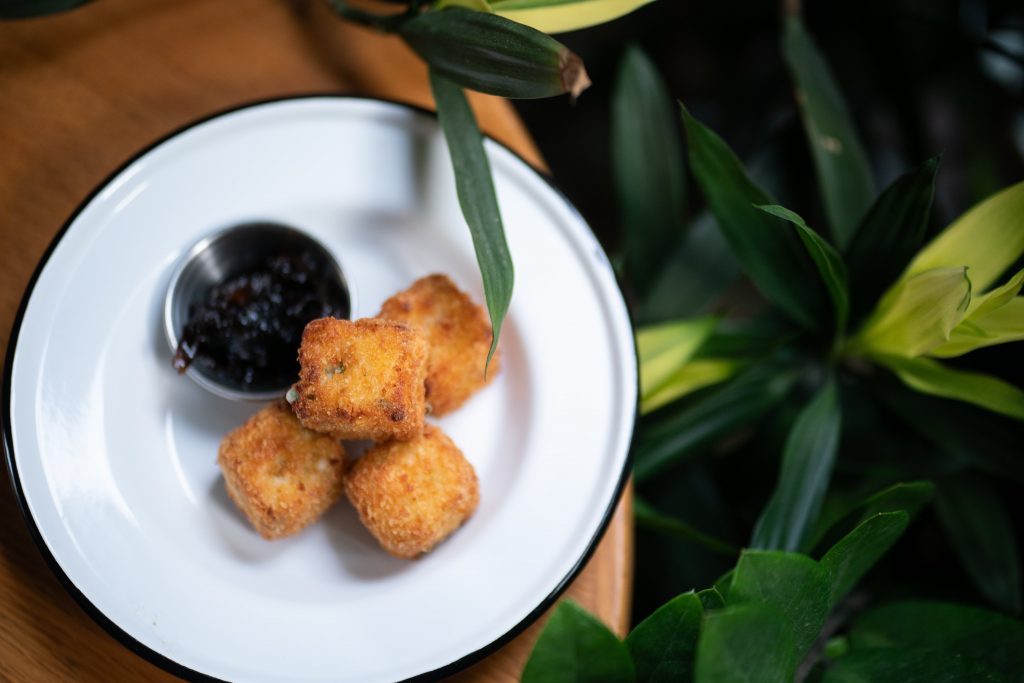 Leaves _ Liberty_Mac n_ Cheese Bites_2-min