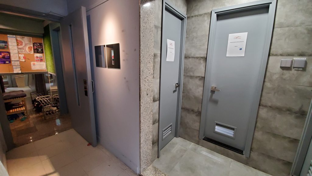 Precision Fitness Hong Kong showers