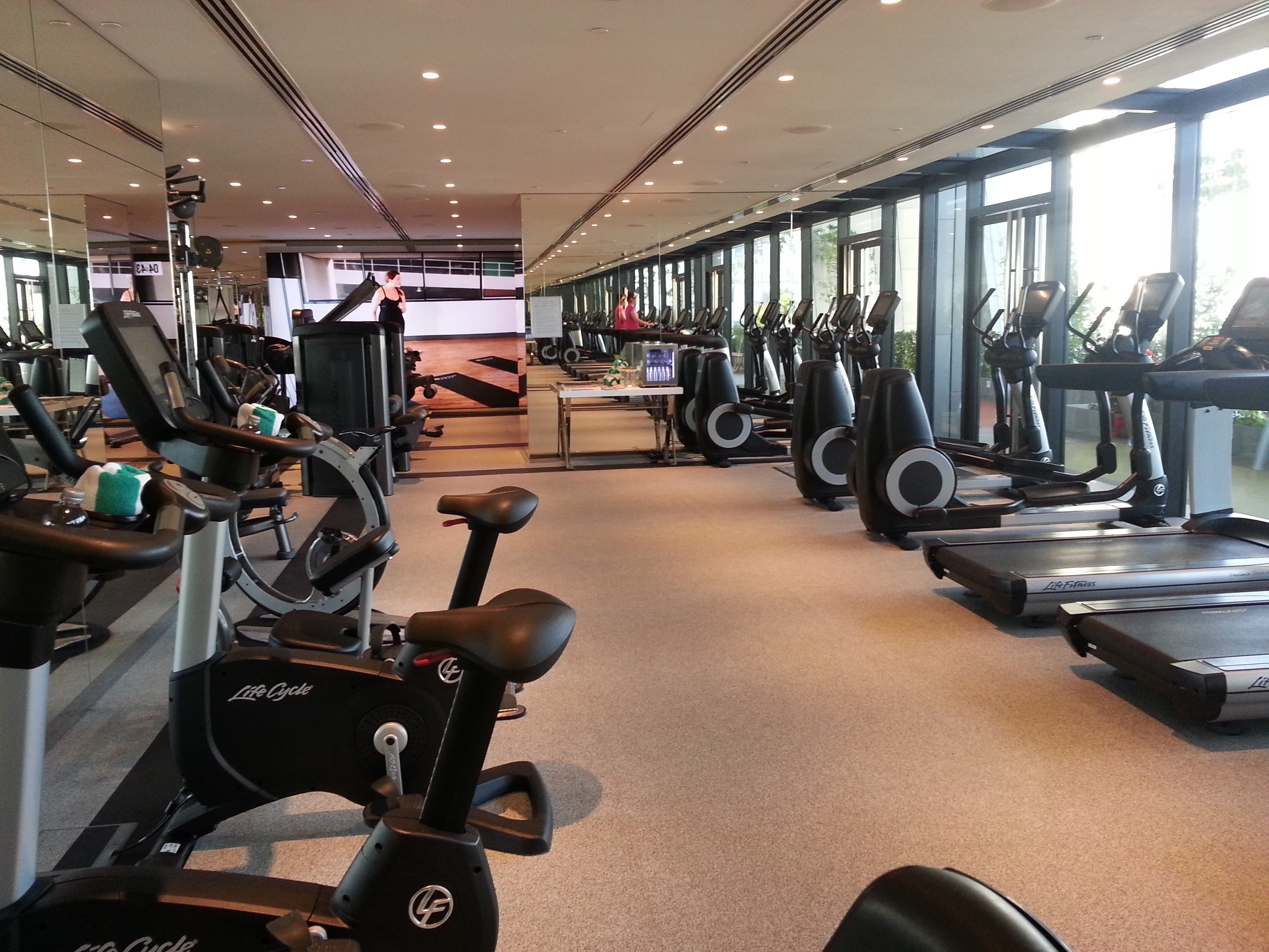 South Beach Singapore Hotel Gym 20160120_081448