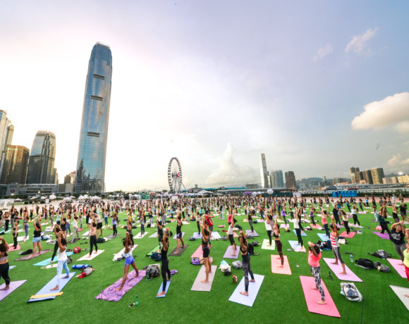 Iris Hong Kong Yoga Mainstage1